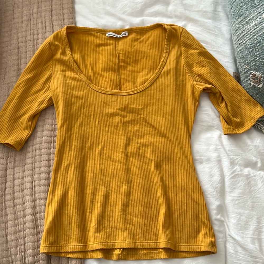 Yellow reformation shirt size Small Worn medium